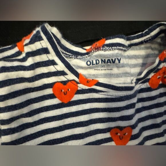 T-shirt 5T Bundle #16 - Picture 4 of 13